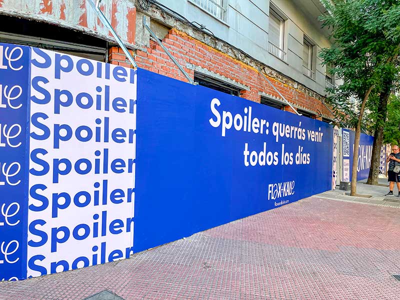 Rotulación de fachada de obra en Madrid