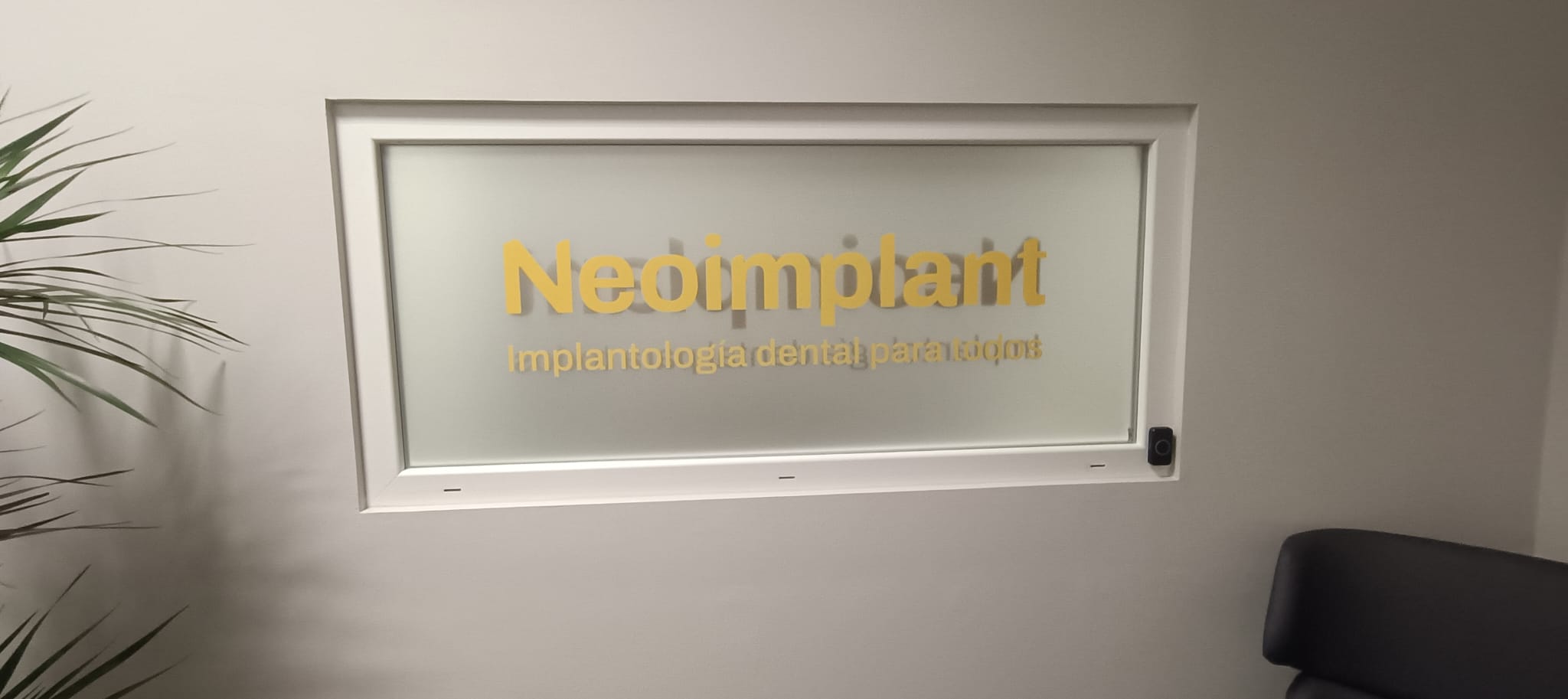 Aplicaciones de marca para Neoimplant · vista principal